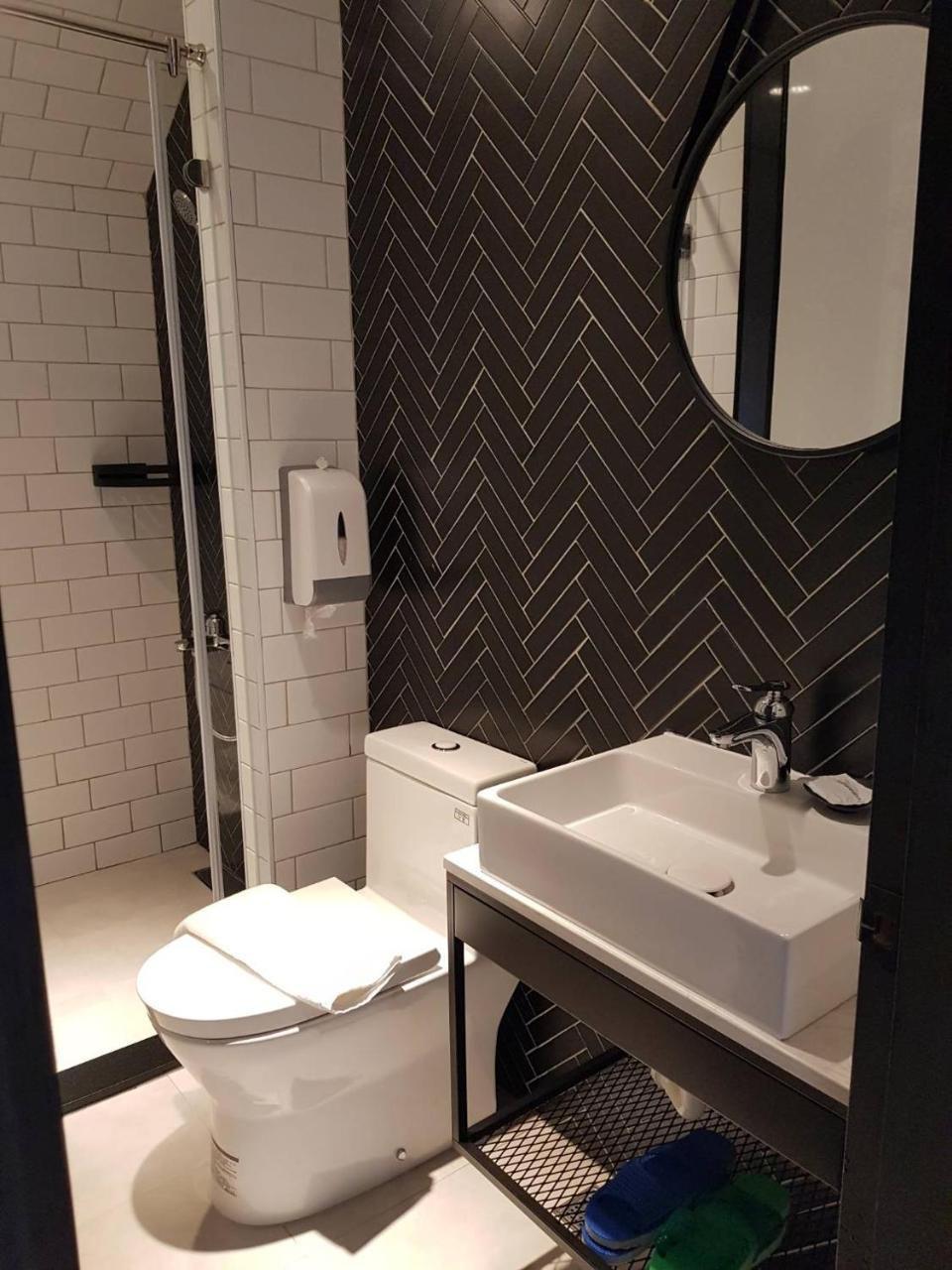 Hido Hostel Кэньдин Экстерьер фото